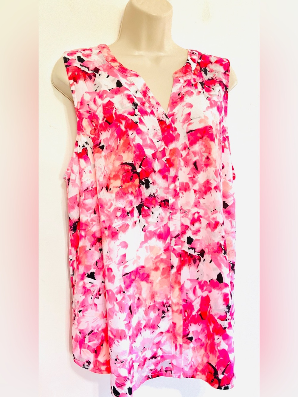 Apt. 9 Pink Multi Floral Sleeveless V-Neck Camisole